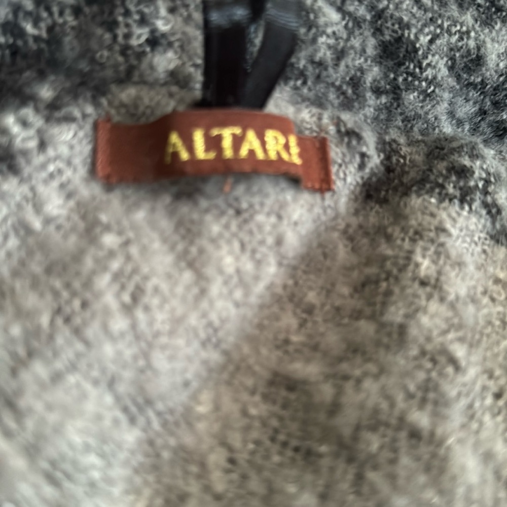 Altare Open Front Shawl Toggle Wrap - Picture 9 of 9